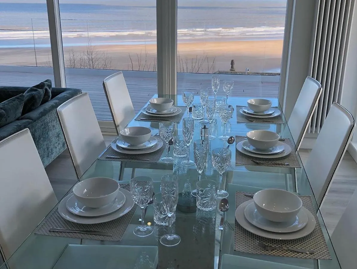 Filey Beach House 0*,
